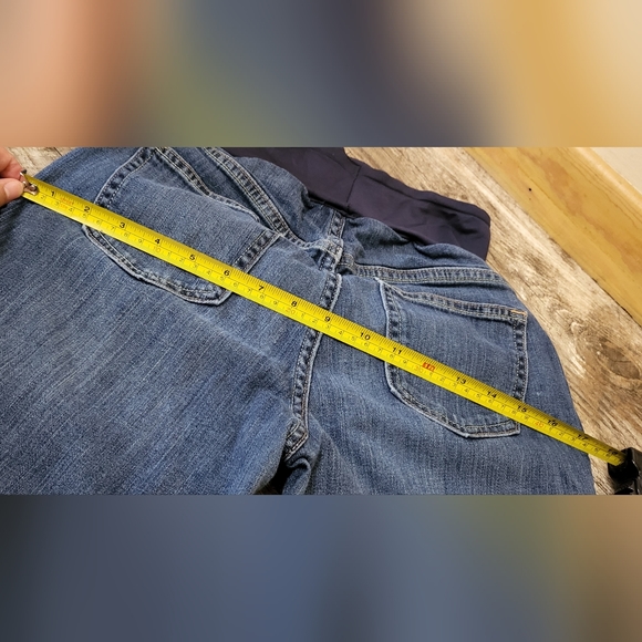Maternity cuffed capris Size 4 Old Navy - Picture 3 of 9